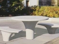 Francioli : du mobilier urbain en béton !